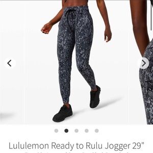 lululemon athletica Women's Jogger Pants
